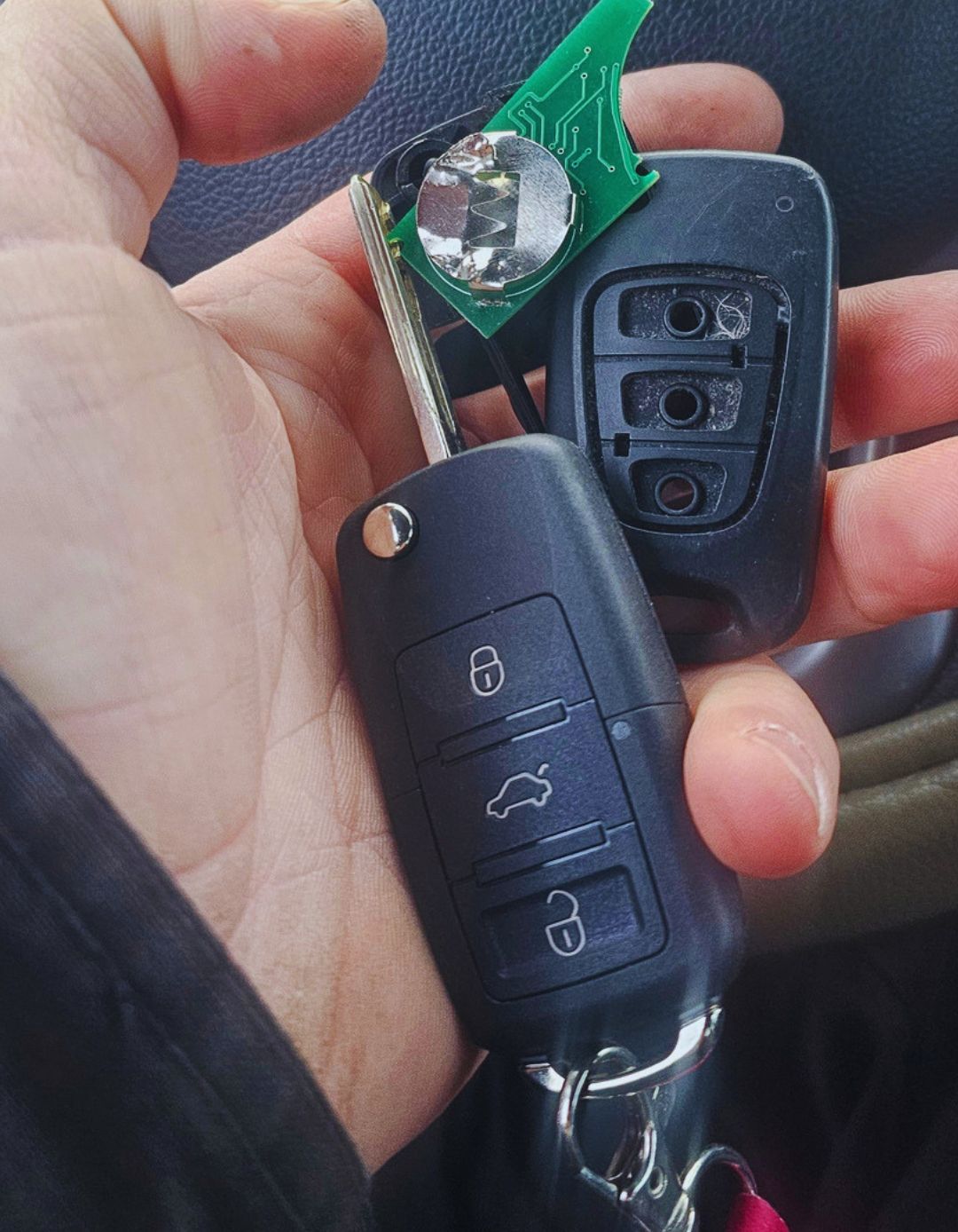 Mobile car key replacement